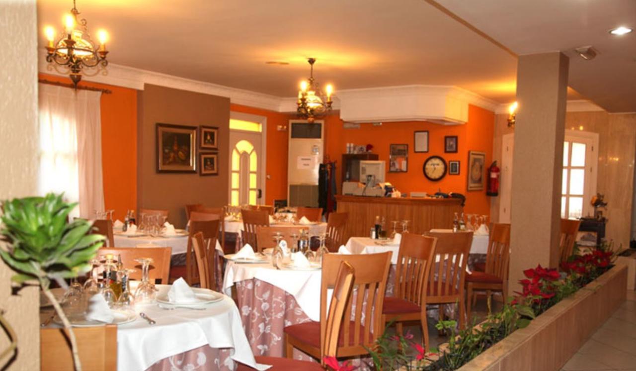 Hotel Los Arcos El Alquián Εξωτερικό φωτογραφία